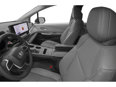 2025 Toyota SIENNA XLE FWD 8-PASSENGER