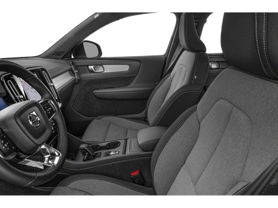 2025 Volvo XC40 Ultra Dark Theme