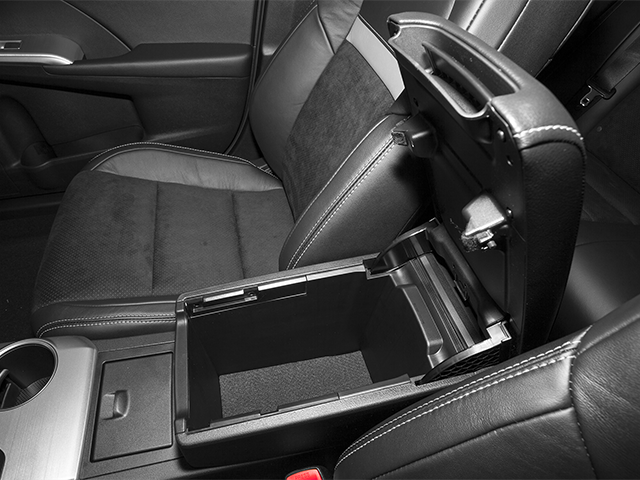 2014 Toyota Camry SEDAN