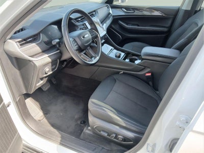 2022 Jeep Grand Cherokee L Laredo