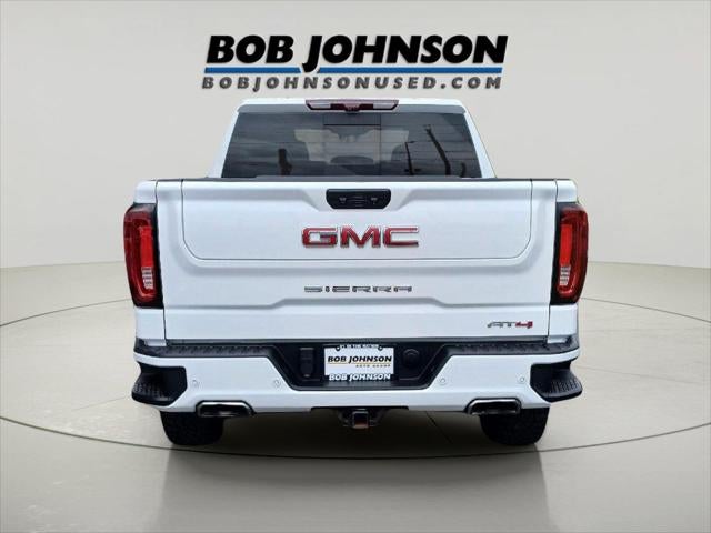 2023 GMC Sierra AT4