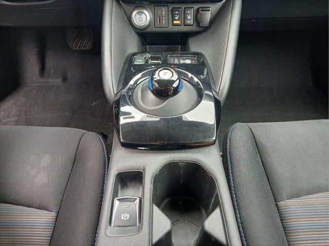 2022 Nissan Leaf SV PLUS