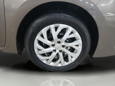 2017 Toyota COROLLA LE