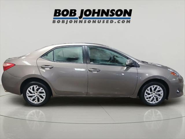 2017 Toyota COROLLA LE