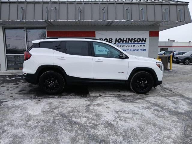 2023 GMC Terrain AT4