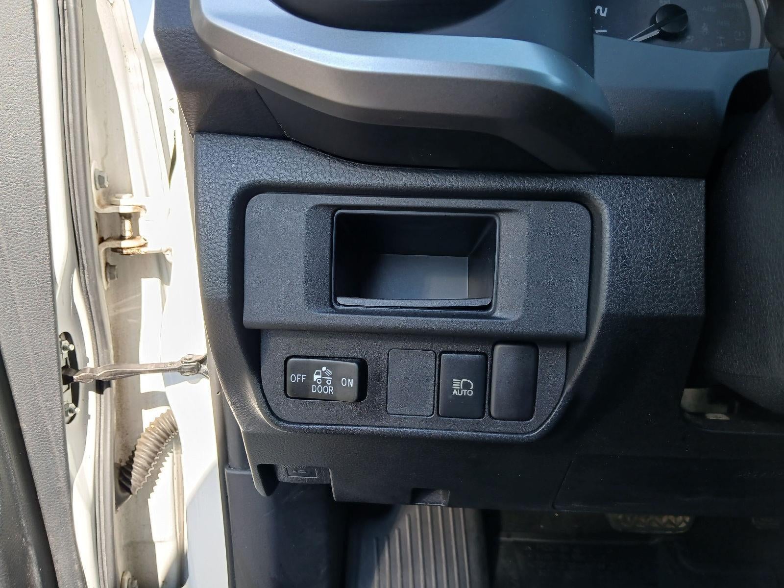 2018 Toyota Tacoma SR5 V6