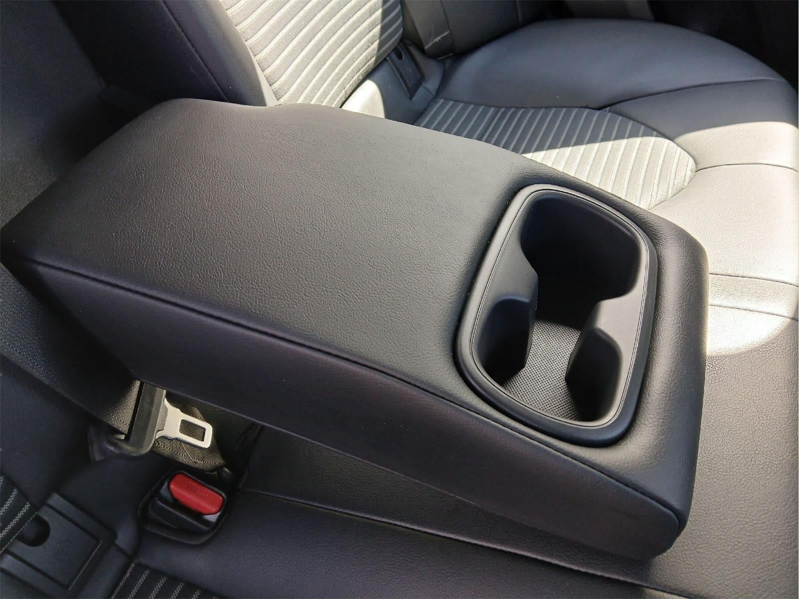 2018 Toyota CAMRY SEDAN
