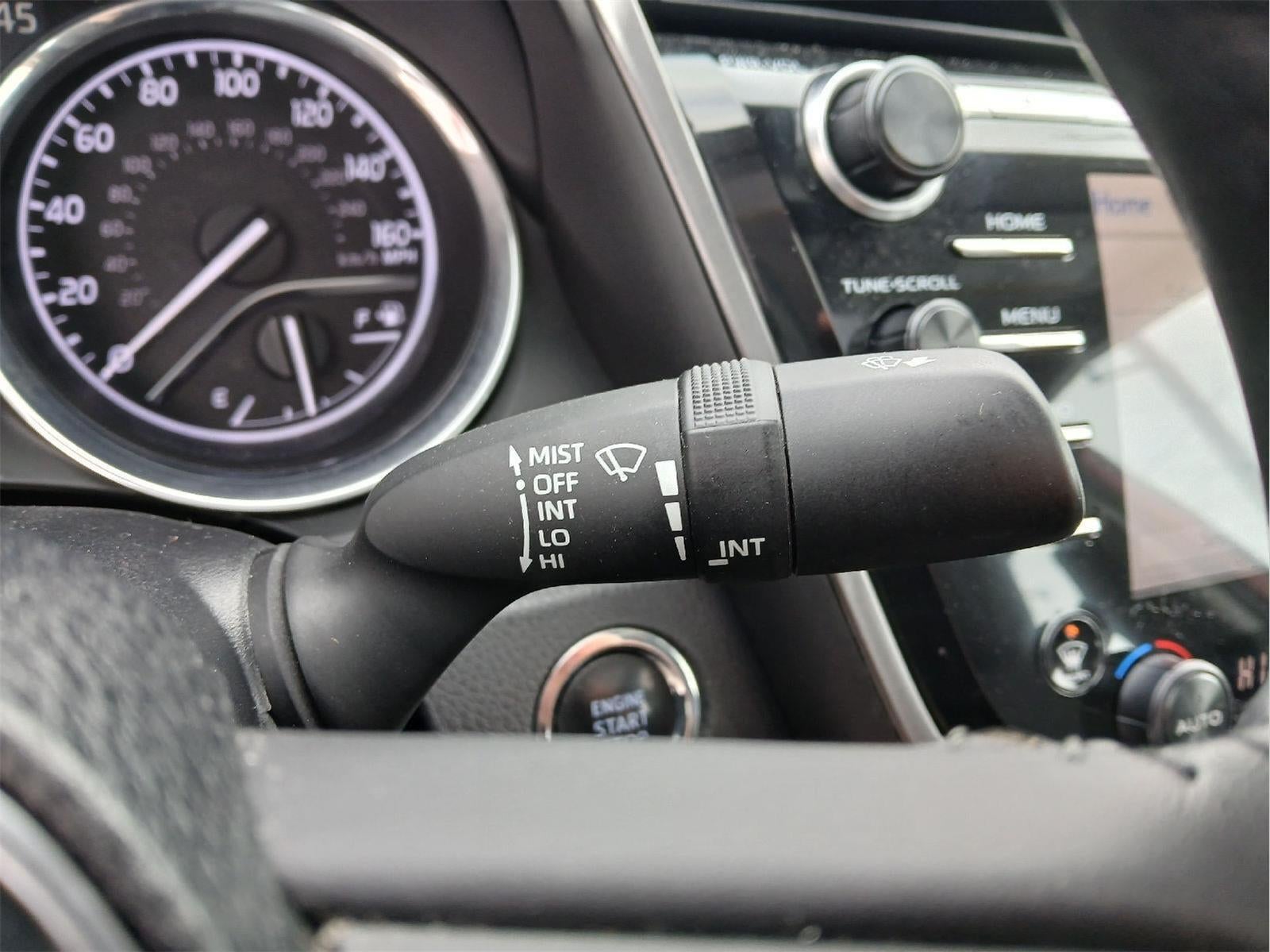 2019 Toyota CAMRY XLE