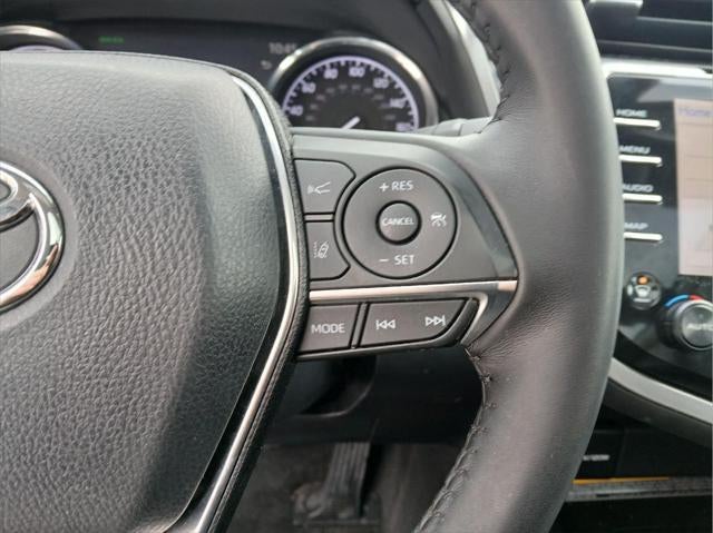 2019 Toyota CAMRY XLE