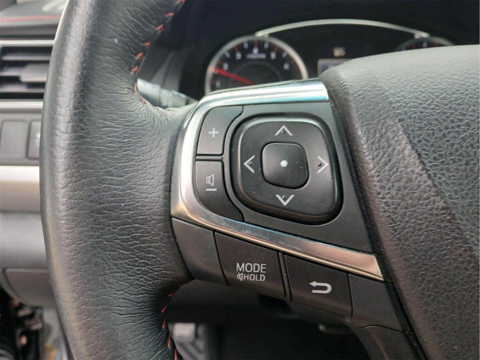 2017 Toyota CAMRY SE