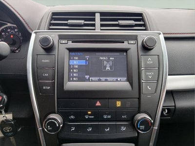 2017 Toyota CAMRY SE