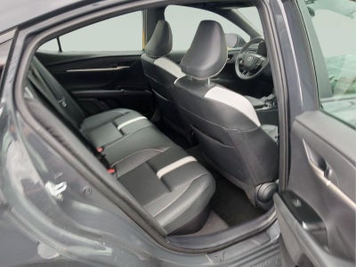 2025 Toyota Camry SE AWD