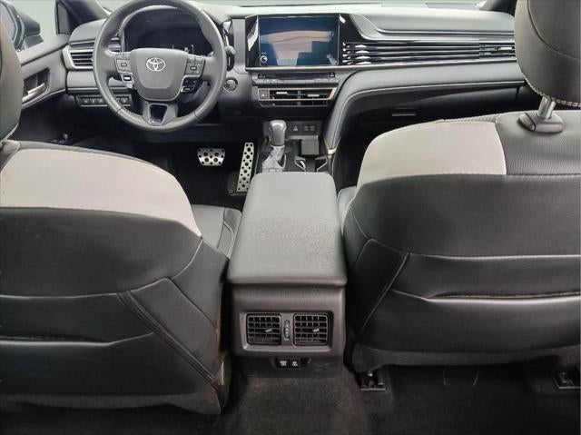 2025 Toyota Camry SE AWD