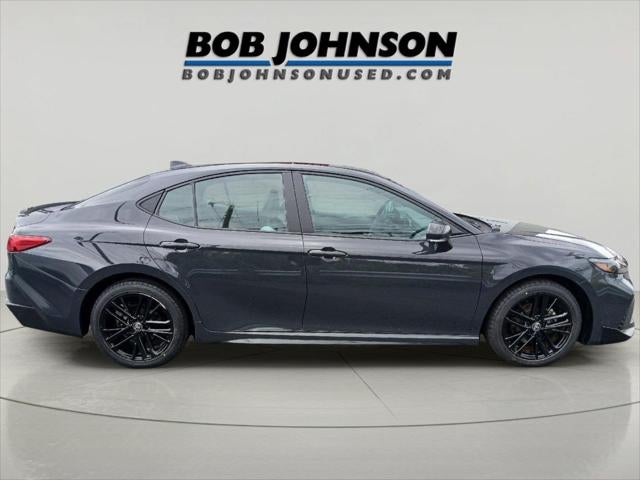 2025 Toyota Camry SE AWD