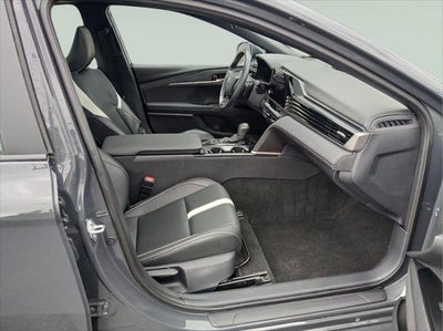 2025 Toyota Camry SE AWD