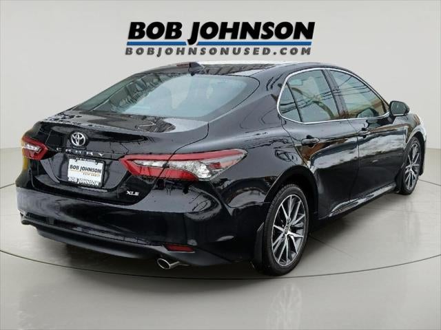 2021 Toyota CAMRY XLE