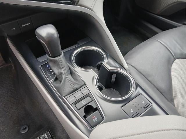 2020 Toyota CAMRY XLE