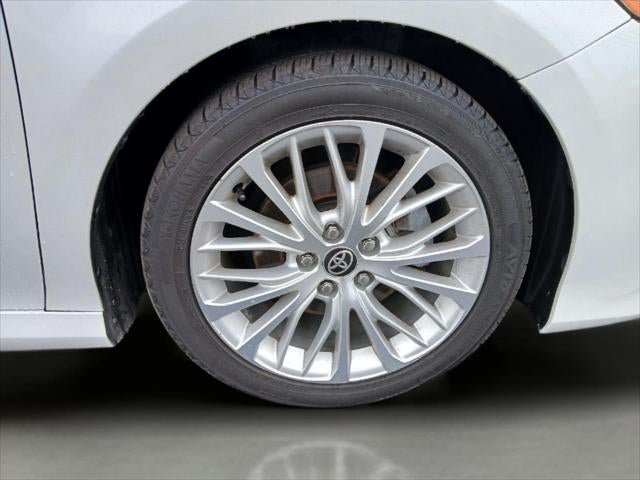 2020 Toyota CAMRY XLE