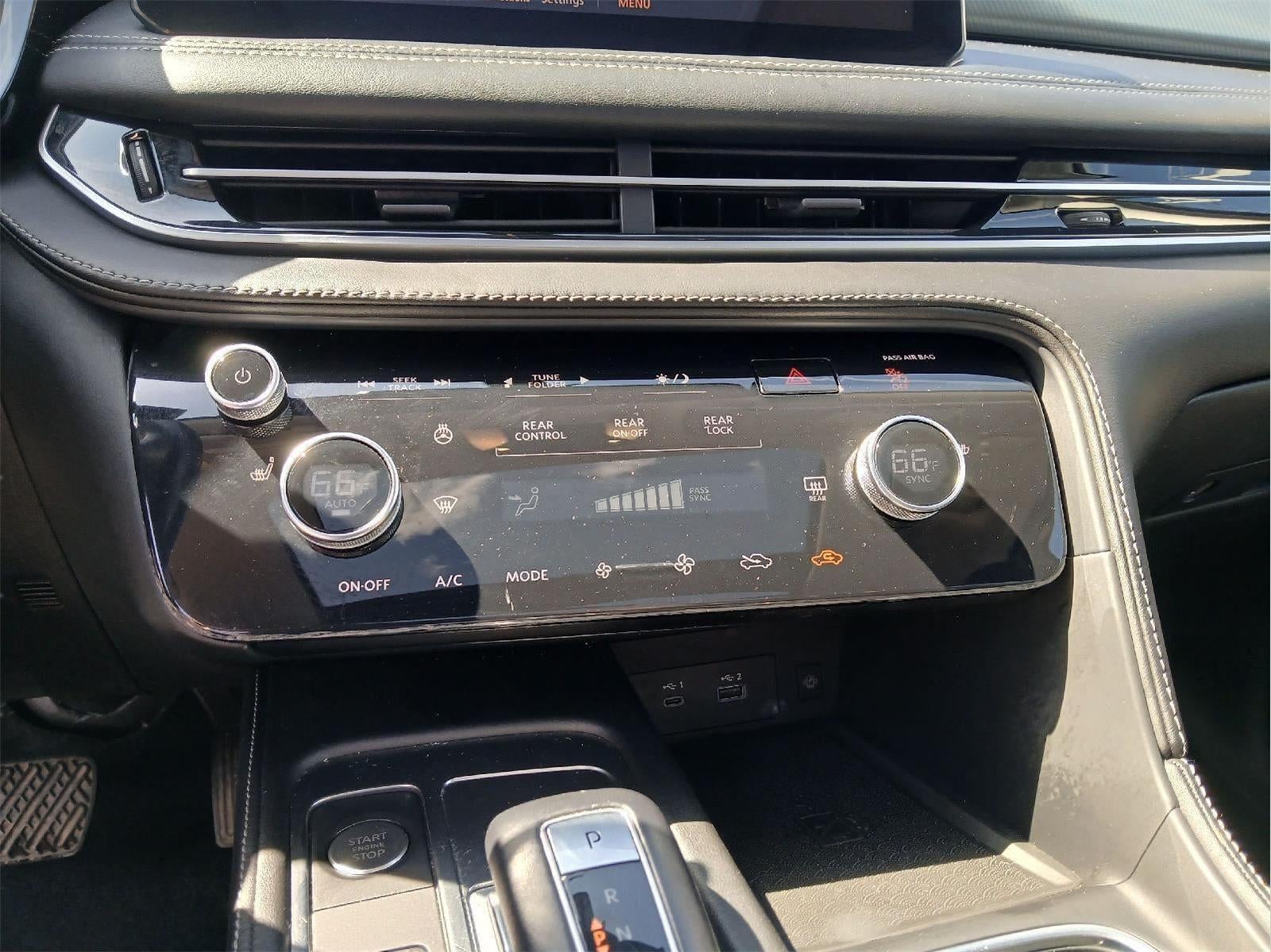 2023 INFINITI QX60 LUXE