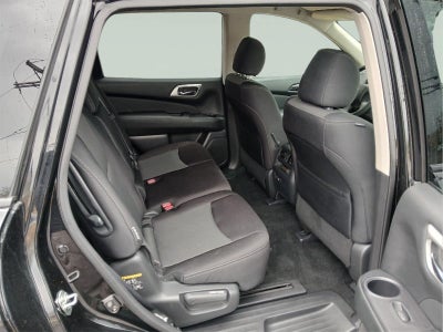 2019 Nissan Pathfinder S