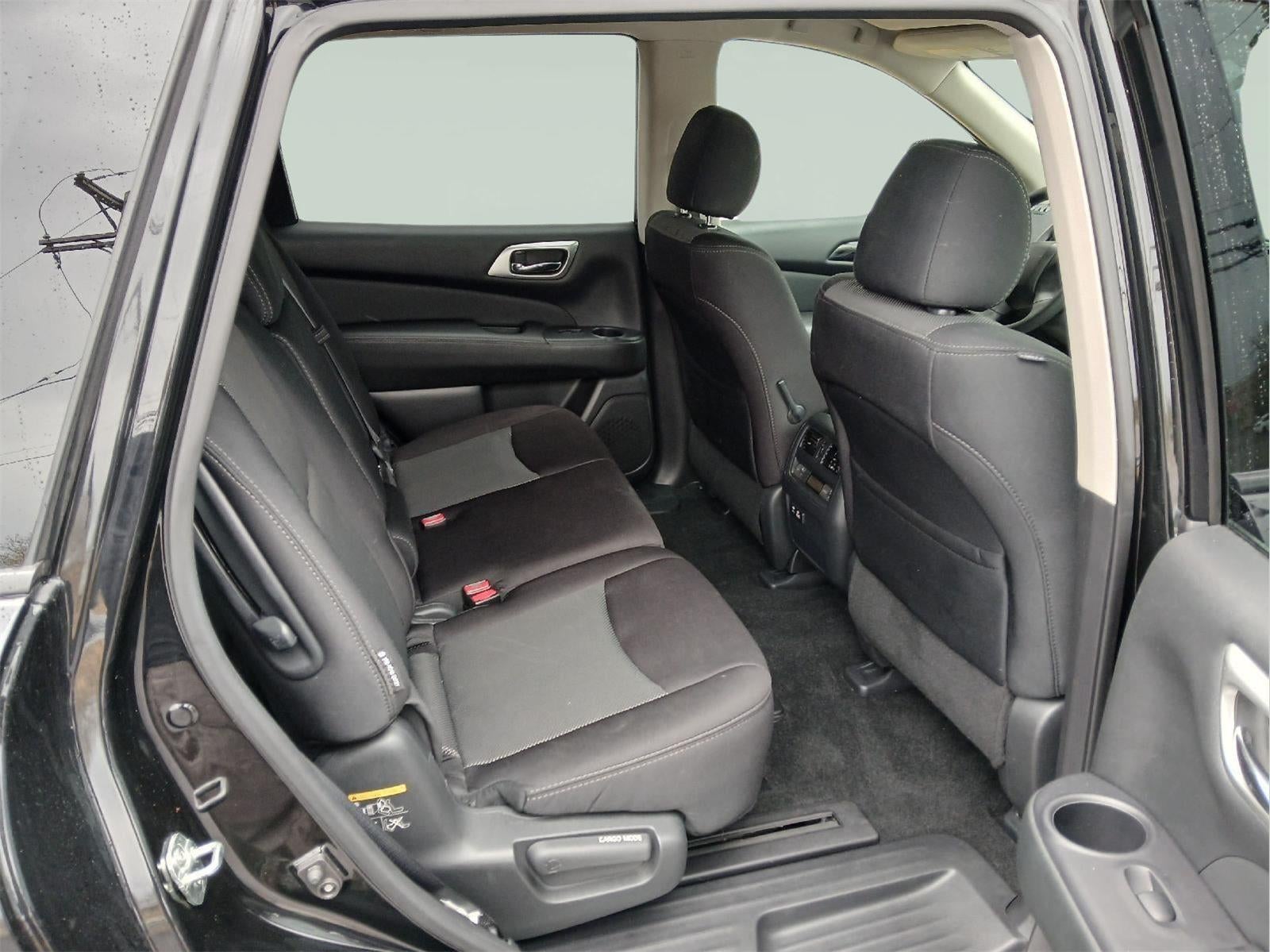 2019 Nissan Pathfinder S