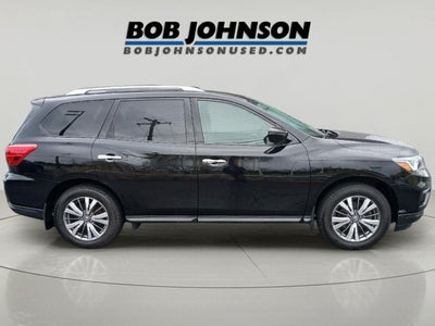 2019 Nissan Pathfinder S