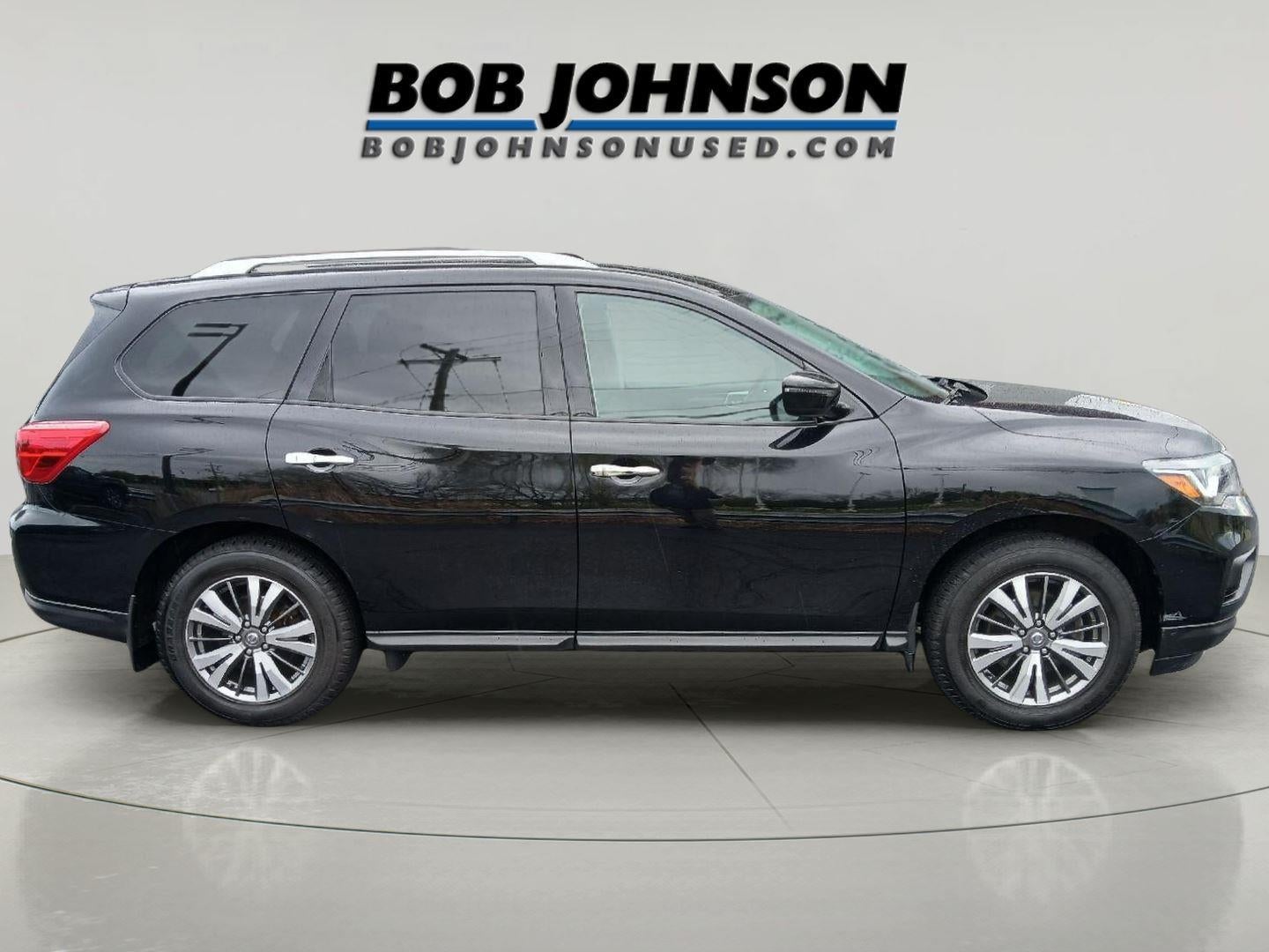 2019 Nissan Pathfinder S