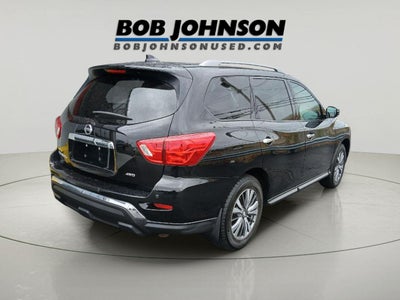 2019 Nissan Pathfinder S