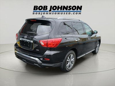2019 Nissan Pathfinder S