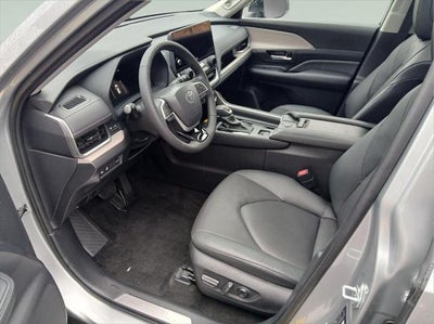 2024 Toyota GRAND HIGHLANDER Limited