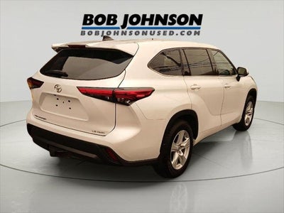 2022 Toyota Highlander LE