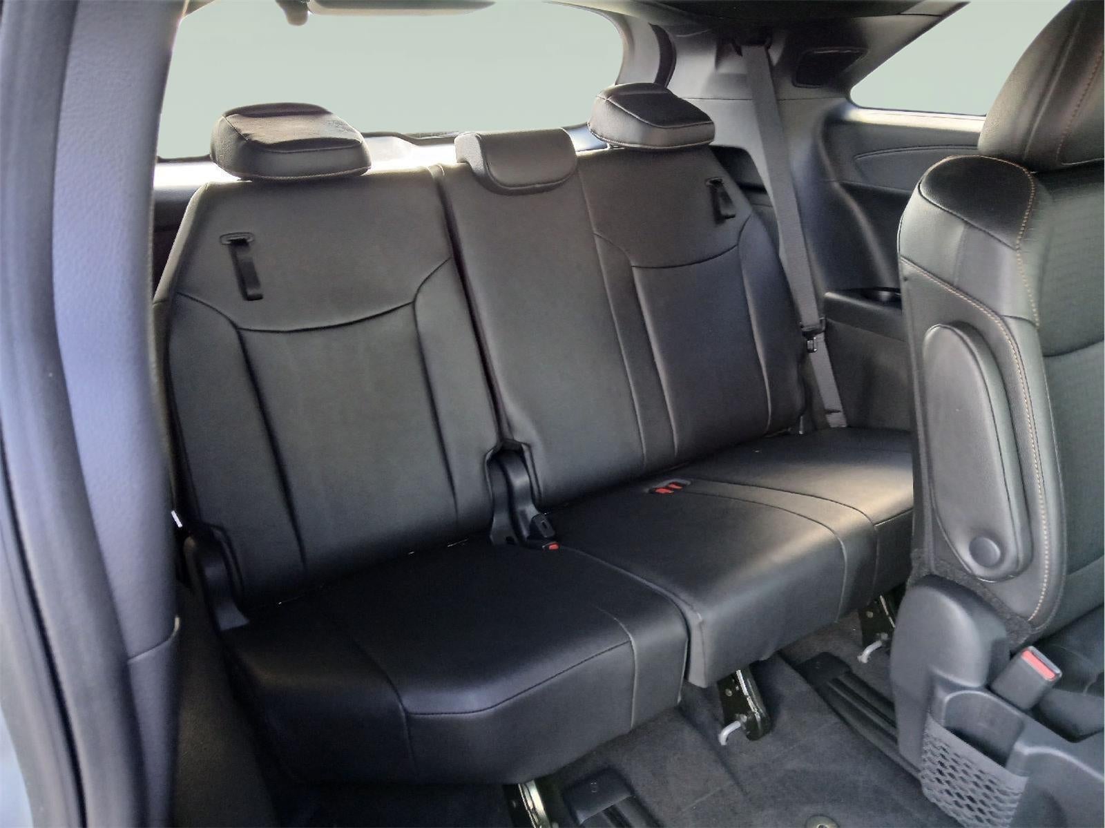 2025 Toyota Sienna Woodland Edition