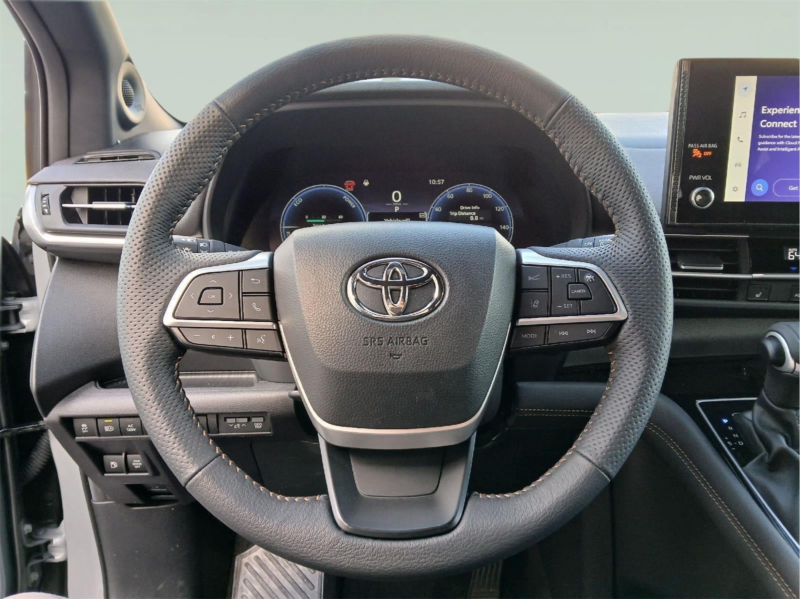 2025 Toyota Sienna Woodland Edition