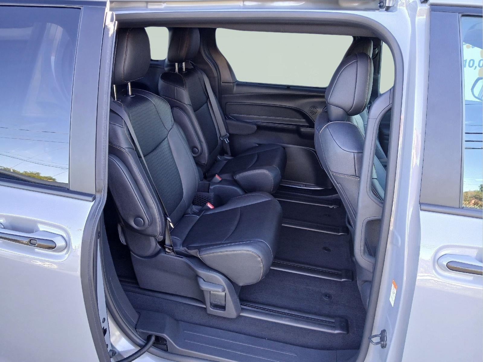 2026 Toyota Sienna Woodland Edition