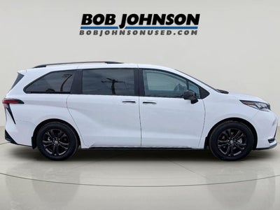 2025 Toyota SIENNA XSE AWD MINIVAN