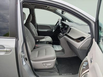 2020 Toyota Sienna XLE 7-Passenger