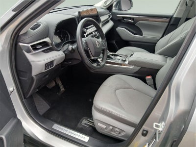 2021 Toyota HIGHLANDER Limited