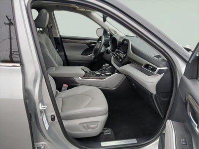 2021 Toyota HIGHLANDER Limited