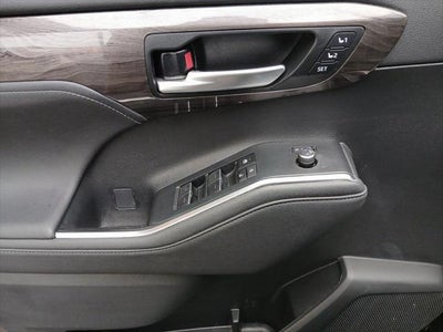 2023 Toyota HIGHLANDER HYBRD Platinum