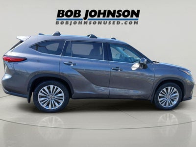 2022 Toyota HIGHLANDER Platinum