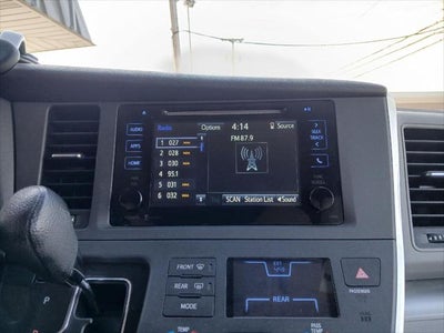 2015 Toyota SIENNA LE 3.5L LE 7-Passenger