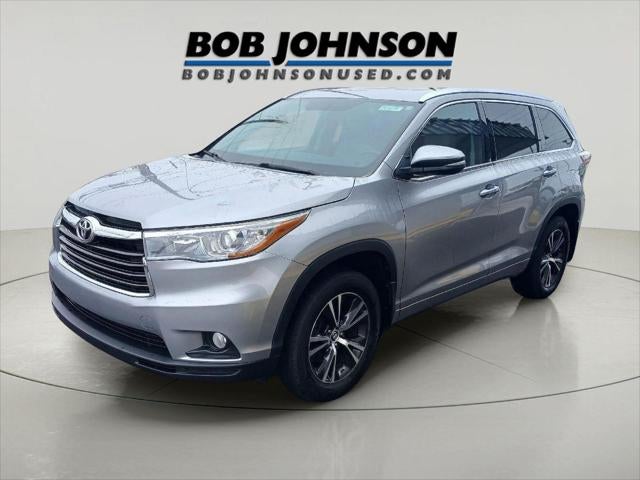 2016 Toyota HIGHLANDER XLE