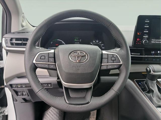 2023 Toyota Sienna XLE 7-Passenger