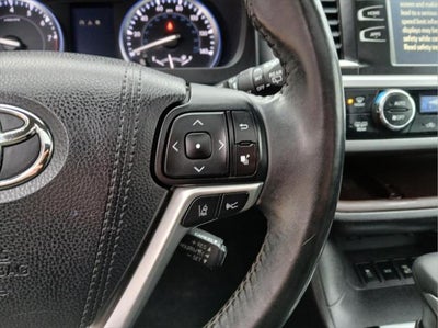 2017 Toyota HIGHLANDER XLE