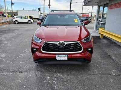 2023 Toyota HIGHLANDER XLE
