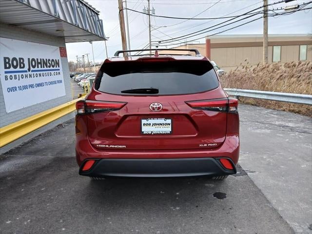 2023 Toyota HIGHLANDER XLE