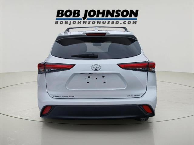 2023 Toyota HIGHLANDER XLE AWD