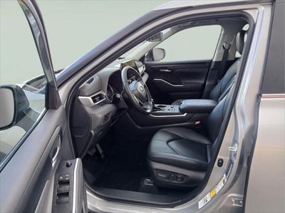 2025 Toyota Highlander XLE