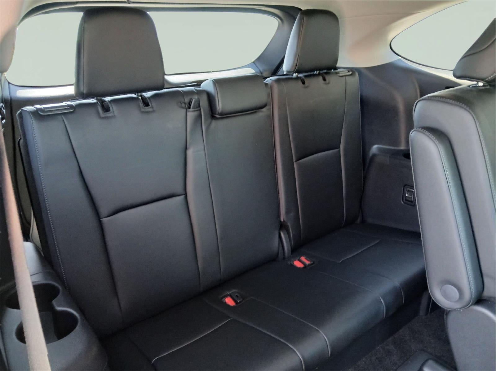 2025 Toyota Highlander Platinum