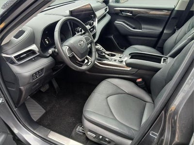 2024 Toyota HIGHLANDER Platinum
